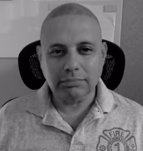 Andres Nieves Profile Image